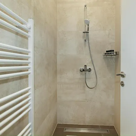 History - Authentic Heritage 아파트